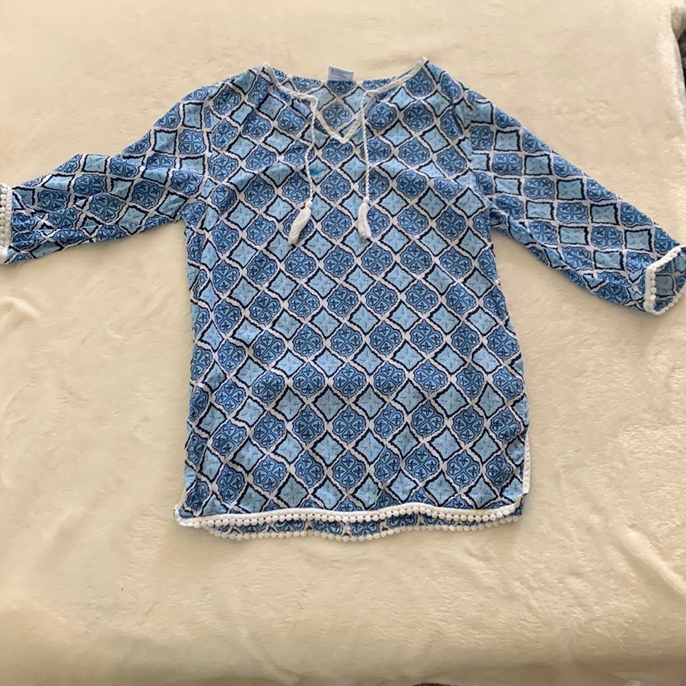 Snapper Rock Girls Bathing Suit Cover-Up in Size 8 with Fringe Accents.